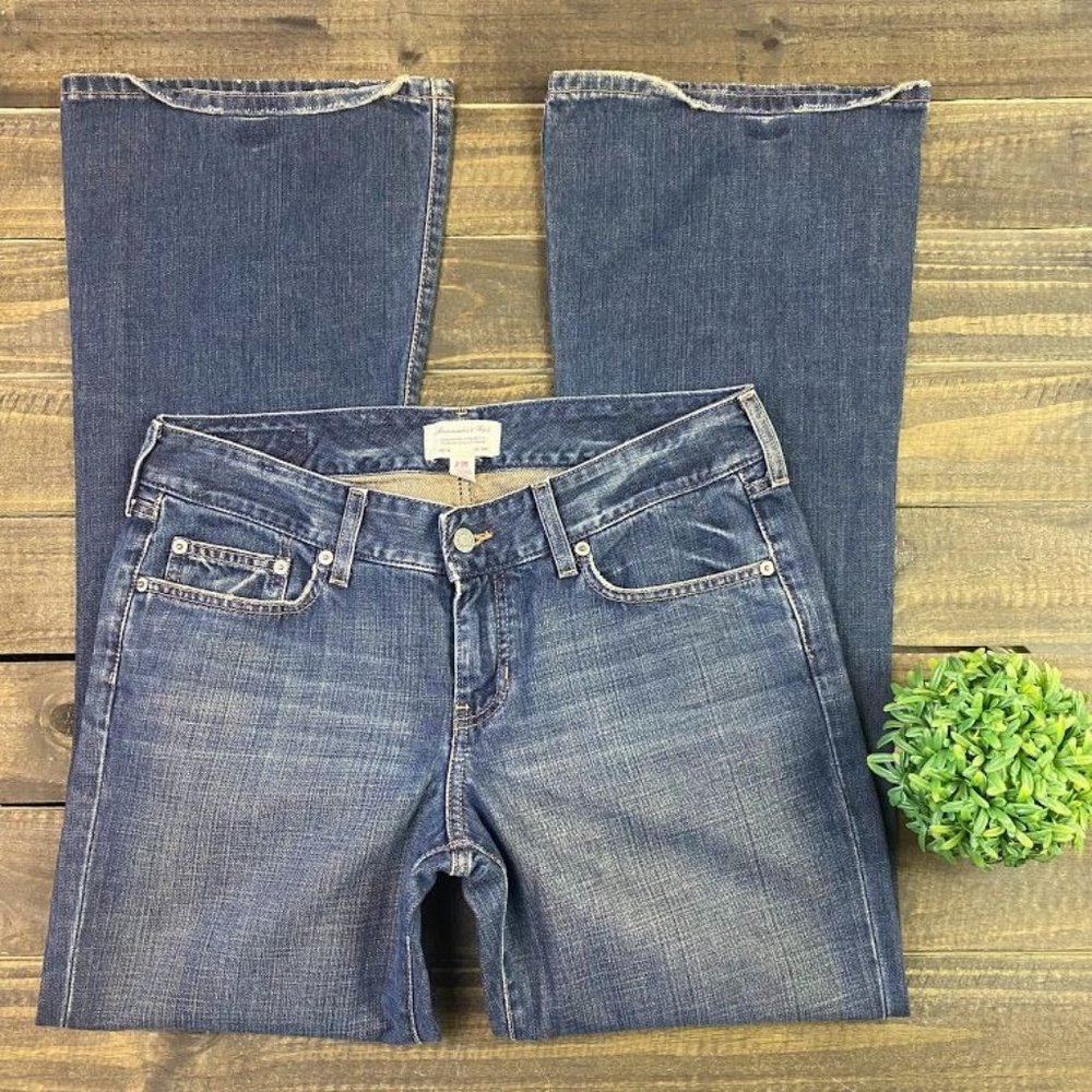Abercrombie & Fitch Mid Rise Boot Cut Jeans Women's Size 8 Reg. Denim Jeans